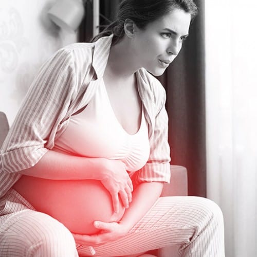 ท้องแข็งขณะตั้งครรภ์ อันตรายไหม แบบไหนควรพบแพทย์